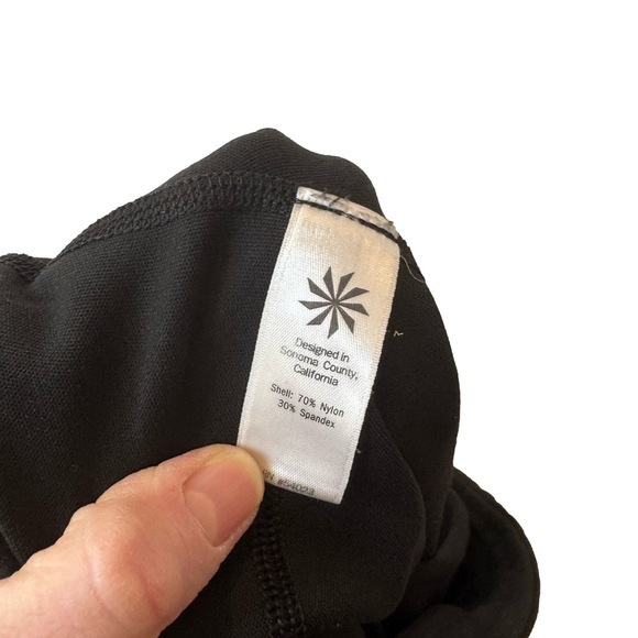 ATHLETA Reflective Running Capris - Picture 10 of 10